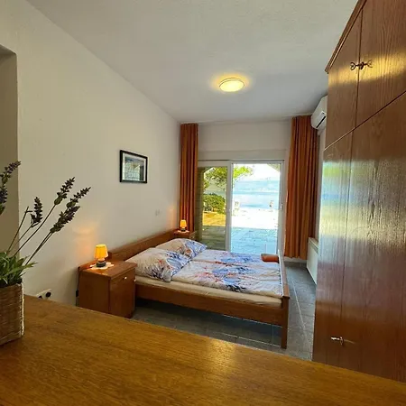 Apartments By The Sea Slatine, Ciovo - 1139 Exterior photo
