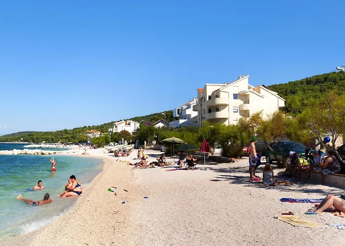 Apartments By The Sea Slatine, Ciovo - 1139